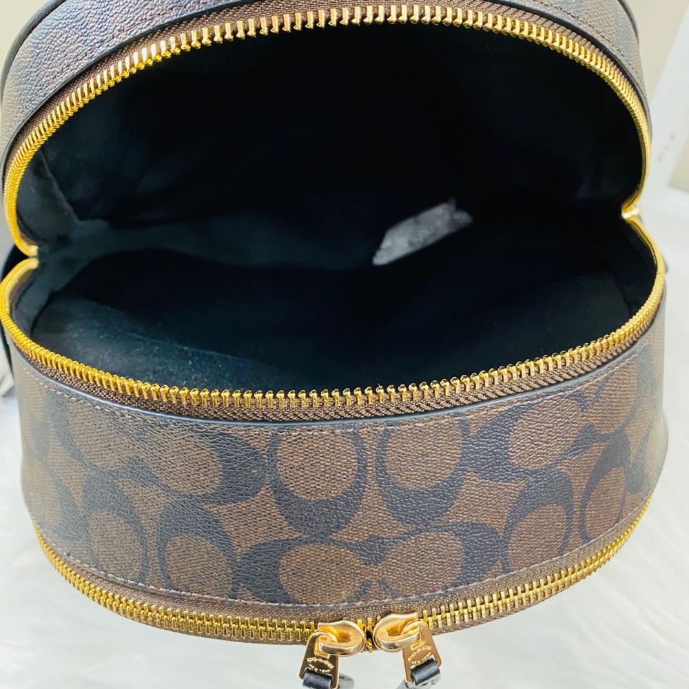 COACH Signature Court Backpack - Picture 8 of 12